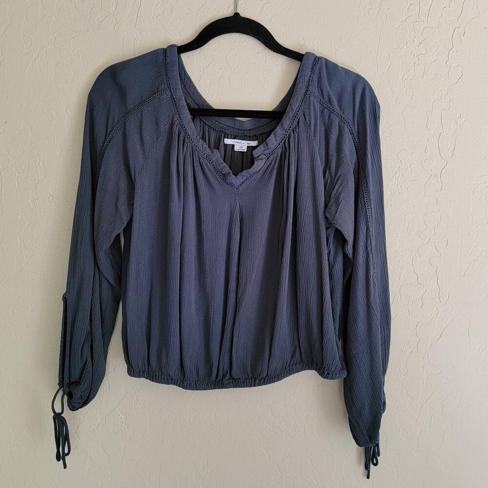 Oniell's long sleeve top